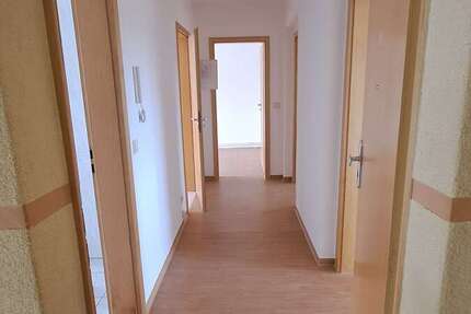 Wohnung Gatterstädt Gatterstädt - 3 Zimmer, 58 m&sup2;, 320&euro; | Angebot:26833409