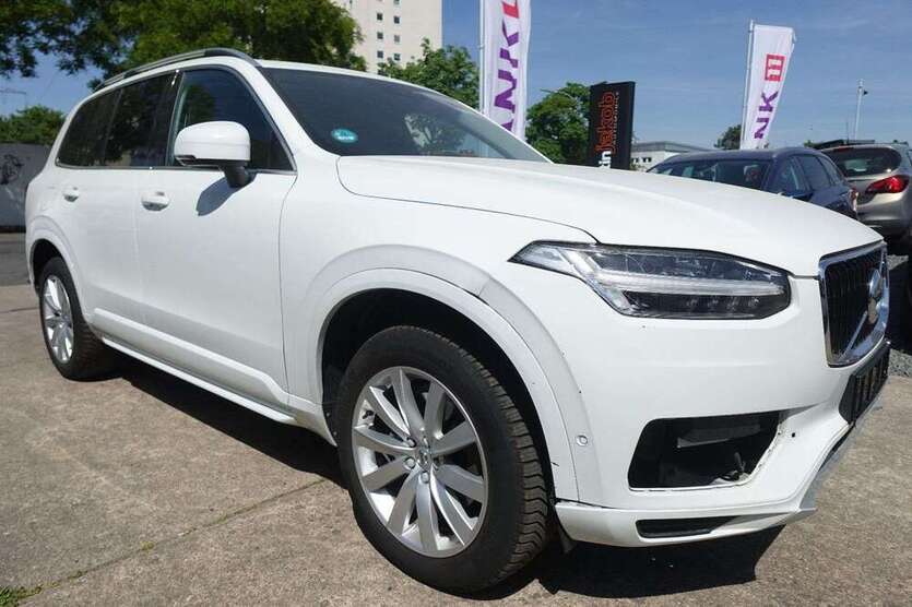 XC90