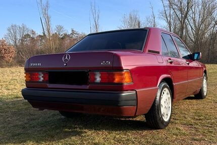 Mercedes-Benz 190 235.000 km 13.900 &euro; Heusenstamm 63150