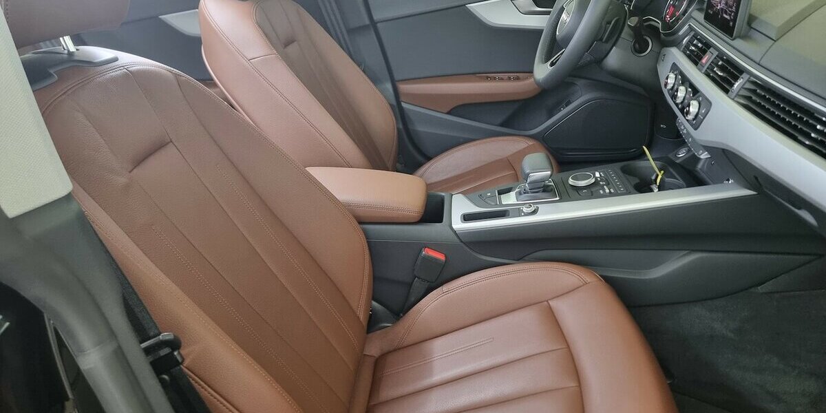 Audi A5 35 TFSI DSG LED SHZ Navi Leder Tempomat 77.900 km 24.900 &euro; Garrel 49681