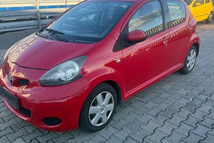 Toyota Aygo (X) 259.260 km 1.250 € Maxhütte -Haidhof 93142