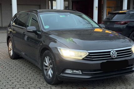 VW Passat 85.000 km 14.900 &euro; Düren 52349