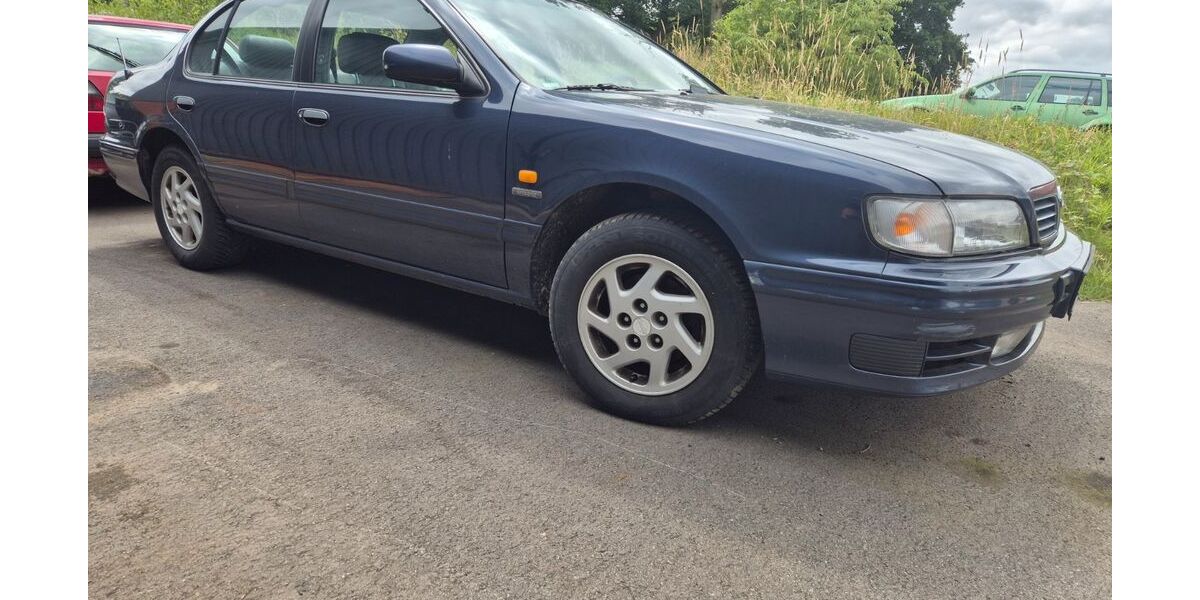 Nissan Maxima 240.165 km 2.600 &euro; Bielefeld 33739