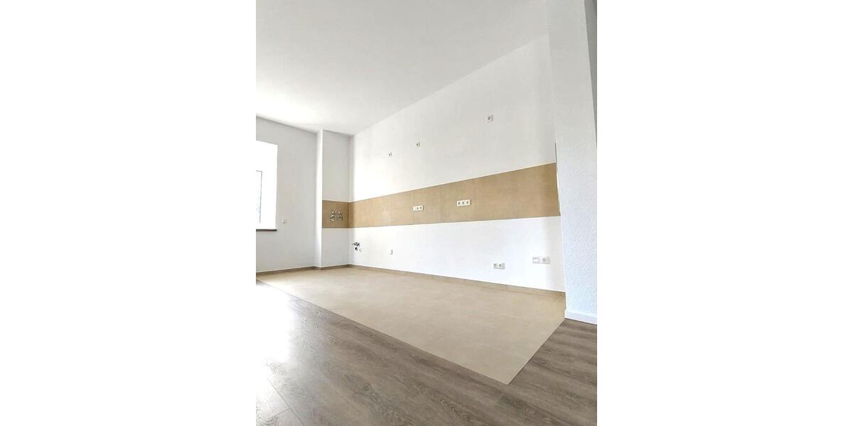 Etagenwohnung Heidenau - 3 Zimmer, 101 m&sup2;, 1.115&euro; | Angebot:26675791