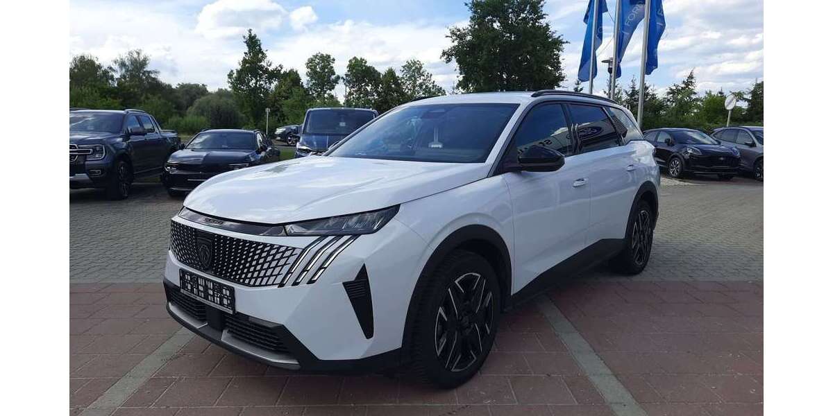 Peugeot 5008 33.515 km 25.980 &euro; Neustadt a. d. Donau 93333
