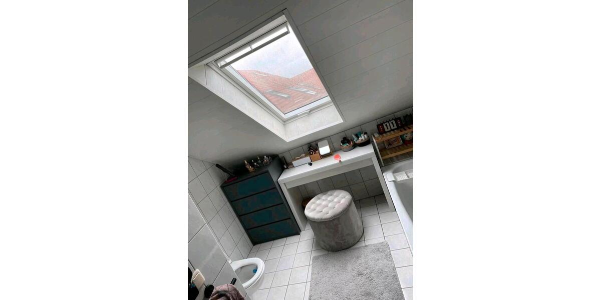 Dachgeschoßwohnung Nidderau - 3 Zimmer, 94 m&sup2;, 1.150&euro; | Angebot:26032236