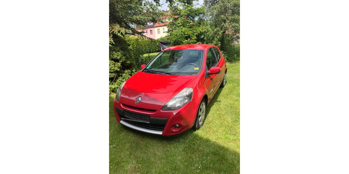 Renault Clio 175.000 km 1.900 &euro; Oranienburg 16515