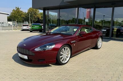 Aston Martin DB9