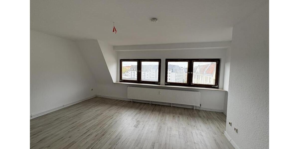 Dachgeschoßwohnung Bremerhaven - 3 Zimmer, 67 m&sup2;, 429&euro; | Angebot:26542798