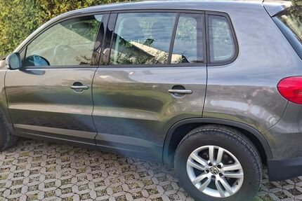VW Tiguan 73.253 km 14.700 € Neusäß 86356