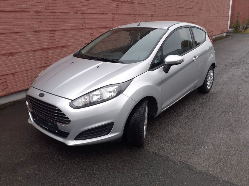 Ford Fiesta 104.070 km 4.700 € Lichtenau- Husen 33165