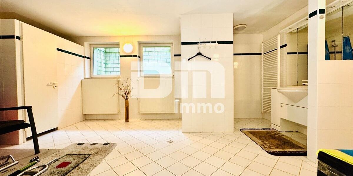 Hochwertiges 1-2 Familienhaus mit Nebengebäude in begehrter Lage mit vielen Extras - Doppelhaushälfte Heilbad Heiligenstadt | Angebot:26905487