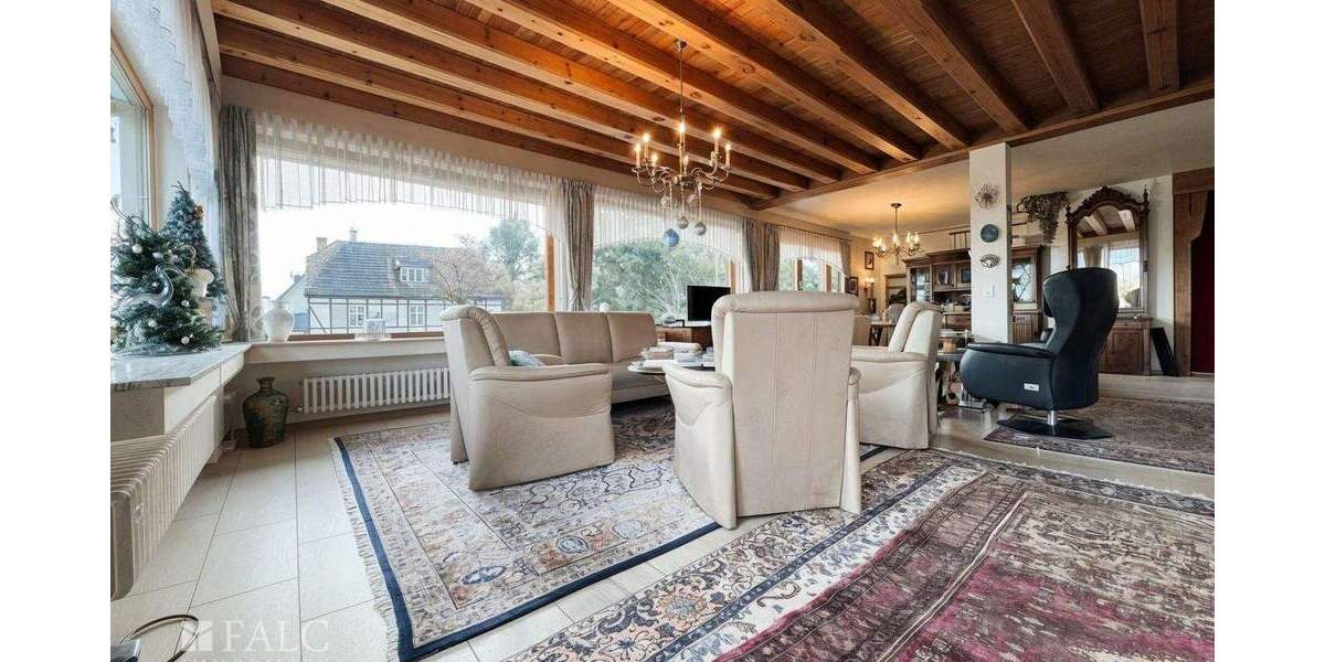 Einfamilienhaus Königswinter Ittenbach - 7 Zimmer, 246 m&sup2;, 759.000&euro; | Angebot:25739562