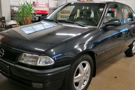 Opel Astra 101.233 km 8.200 &euro; Ulm 89079