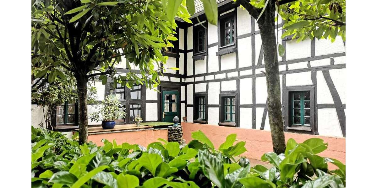 Einfamilienhaus Bonn-Lannesdorf Lannesdorf - 7 Zimmer, 170 m&sup2;, 1.870&euro; | Angebot:26277367