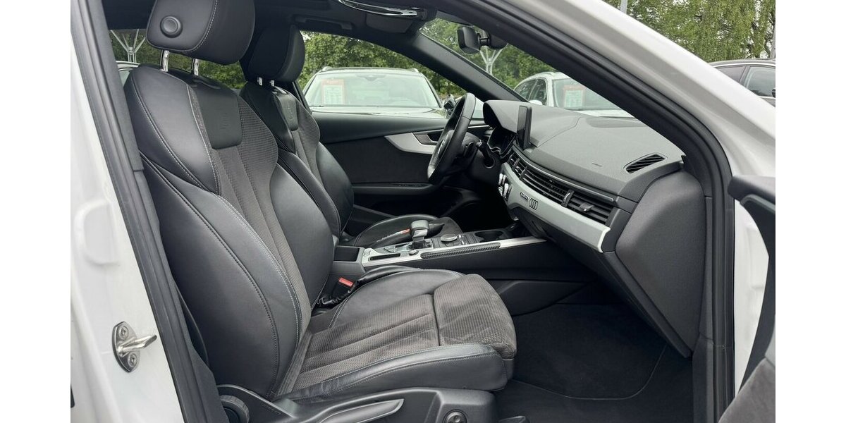 Audi A4 AVANT 40TDI QUATTRO SPORT/PANO/DAB/LED/1.HAND 65.890 km 25.900 &euro; Villingen-Schwenningen 78054