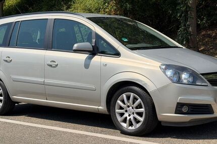 Opel Zafira 160.000 km 4.500 &euro; Fellbach 70736