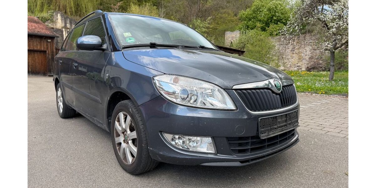Skoda Fabia 200.000 km 2.250 &euro; Tübingen 72074
