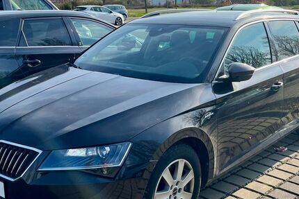 Skoda Superb 106.500 km 18.800 &euro; Saalfeld 07318