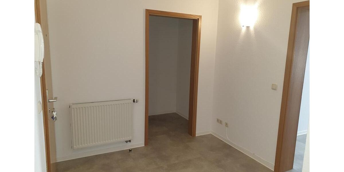 Etagenwohnung Oelsnitz (Vogtland) - 1 Zimmer, 51 m&sup2;, 255&euro; | Angebot:25717020