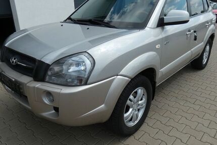 Hyundai TUCSON 207.000 km 2.490 &euro; Erfurt 99087