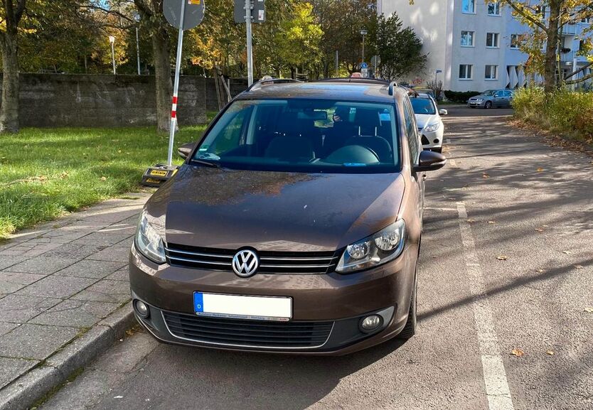 VW Touran 173.000 km 7.700 € Leipzig 04103