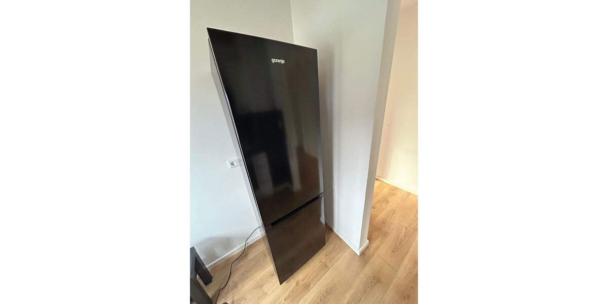Etagenwohnung Bielefeld Brake - 3 Zimmer, 18 m&sup2;, 295&euro; | Angebot:25411020
