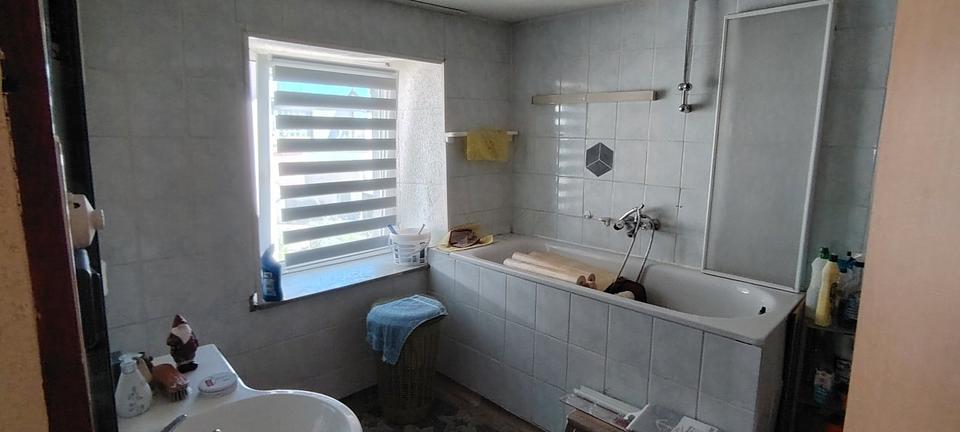 Doppelhaushälfte Tholey - 6 Zimmer, 130 m&sup2;, 54.000&euro; | Angebot:26324988