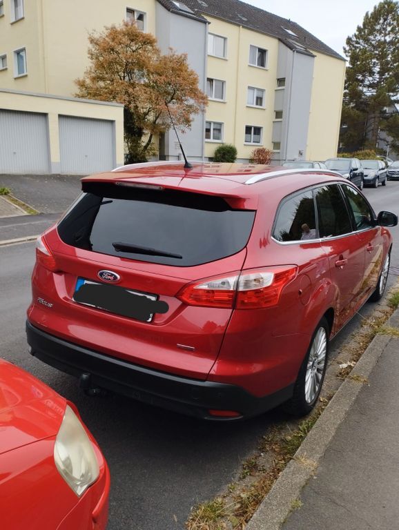 Ford Focus 152.247 km 4.500 € Holzwickede 59439