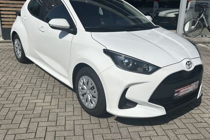 Toyota Yaris 4.000 km 23.500 € Steinfurt-Borghorst 48565