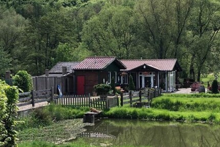 Bersondere Immobilie Alleinlage Gewerbe Wohnen Tierhaltung - Haus Beverungen | Angebot:25224327