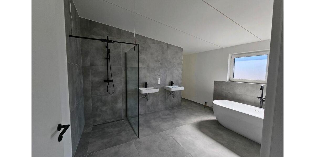 Dachgeschoßwohnung Schönenberg-Kübelberg Kübelberg - 2 Zimmer, 64 m&sup2;, 220.000&euro; | Angebot:25331024