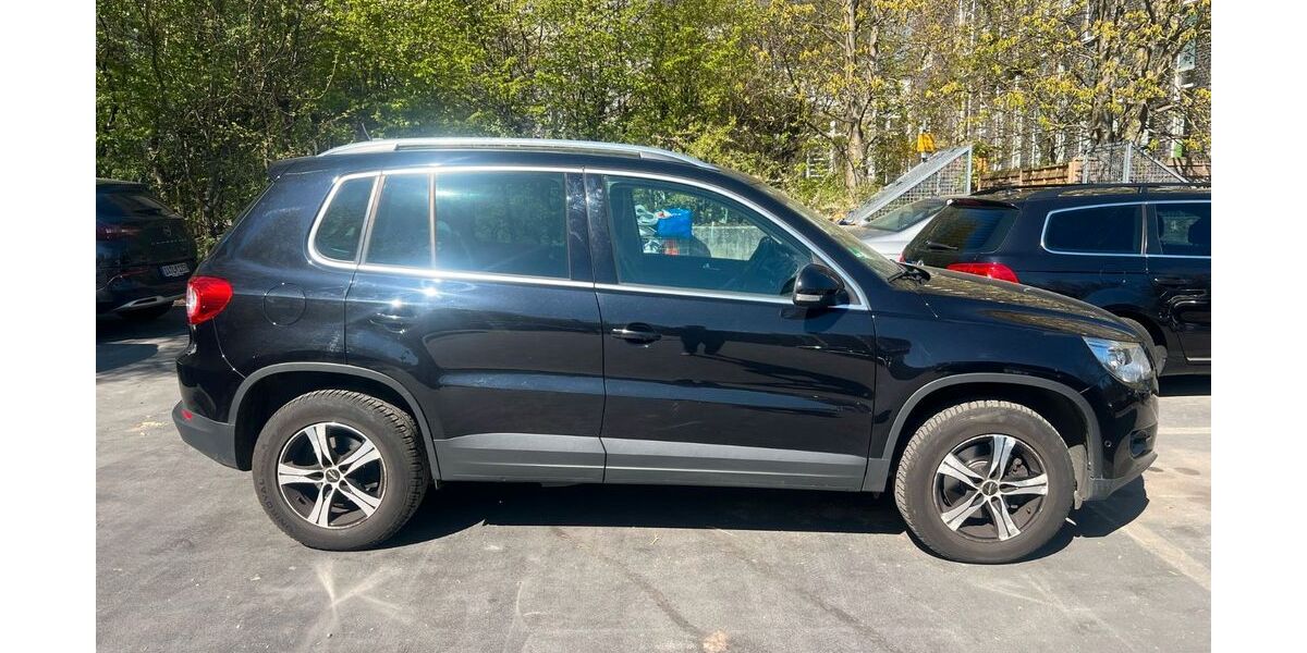 VW Tiguan 164.000 km 8.200 &euro; Frankfurt 60437
