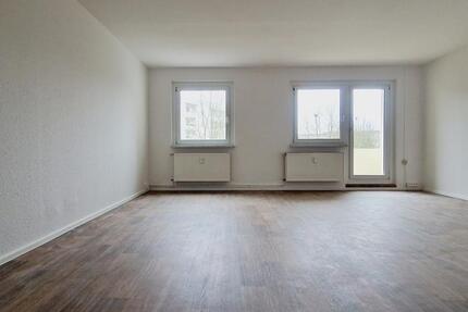 ***Aktion - 3 Monate Kaltmietfrei - 3 - Raumwohnung mit Balkon, Am Sportpark 12 sofort verfügbar! zimmer