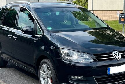 VW Sharan 284.878 km 8.600 &euro; Aachen 52078
