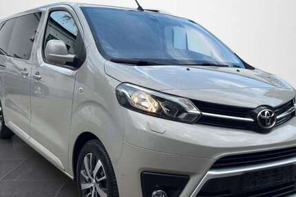 Toyota Proace 123.500 km 25.490 &euro; München 81249