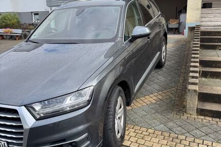 Audi Q7 172.000 km 33.000 &euro; Petersberg 36100