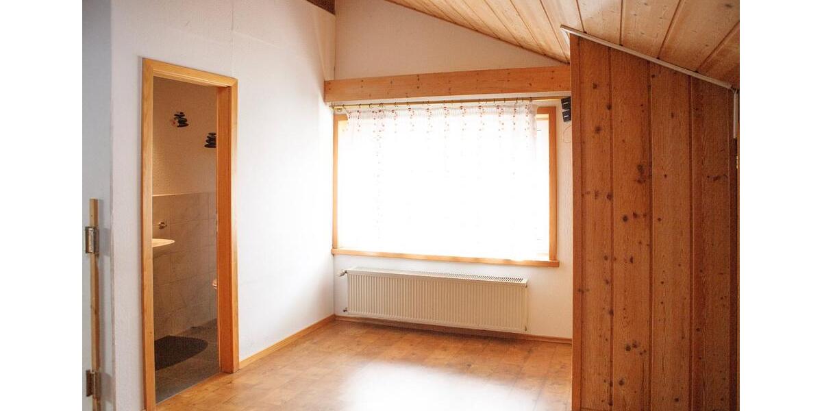 Maisonettenwohnung Großmaischeid - 5 Zimmer, 151 m&sup2;, 1.000&euro; | Angebot:26115428