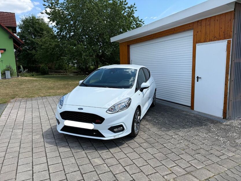 Ford Fiesta 54.000 km 13.900 € Bayreuth 95445