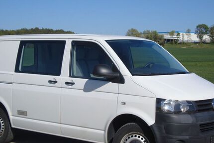 VW T5 Transporter 281.759 km 8.990 &euro; Pommersfelden 96178