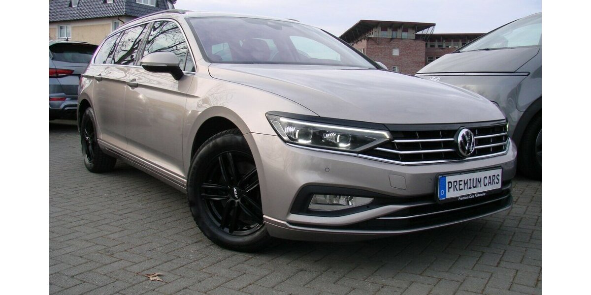 VW Passat 2.0TDi Business Panorama ACC IQ.Light 141.589 km 17.480 &euro; Falkensee 14612