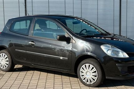 Renault Clio 165.000 km 2.500 € Murrhardt 71540