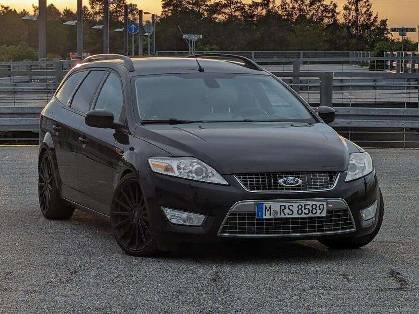 Ford Mondeo 256.300 km 3.499 € München 80997