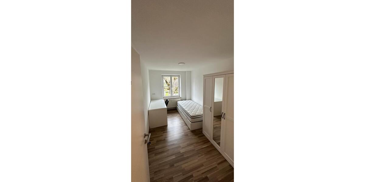 Etagenwohnung Friedrichshafen Allmannsweiler - 5 Zimmer, 91 m&sup2;, 500&euro; | Angebot:26315106