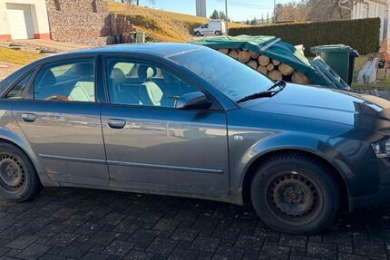 Audi A4 303.713 km 1.250 &euro; Blumberg 78176
