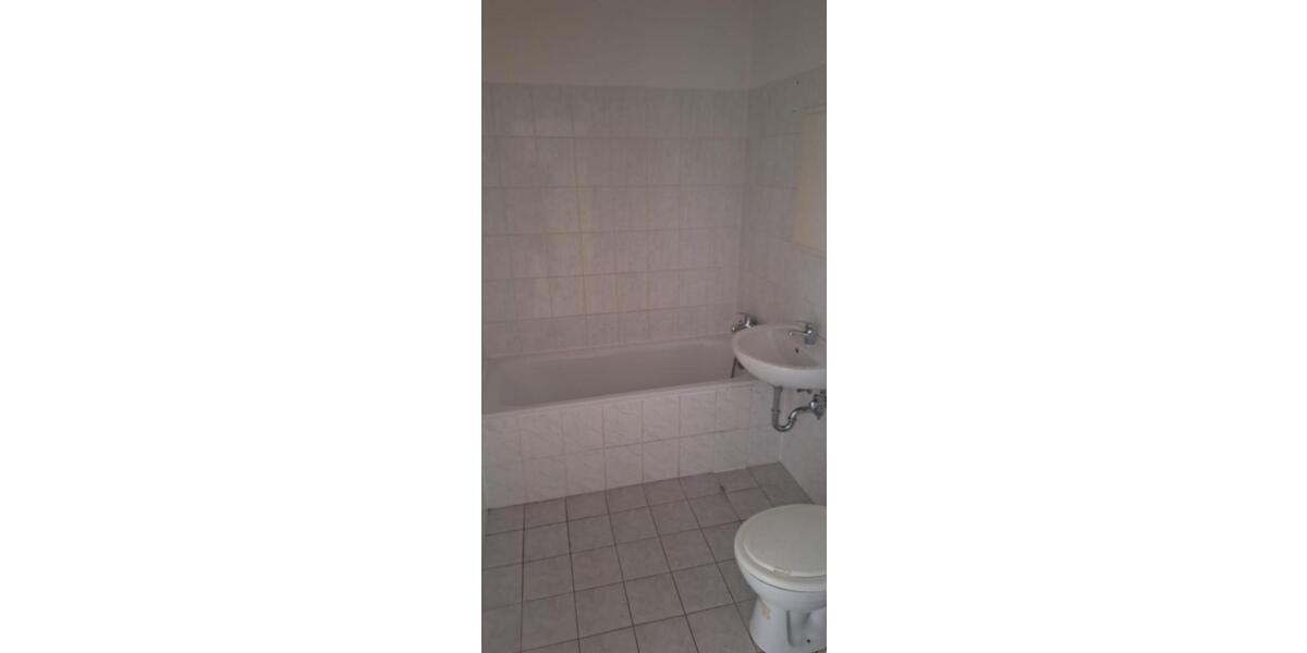 Etagenwohnung Zehdenick - 4 Zimmer, 67 m&sup2;, 400&euro; | Angebot:25646522