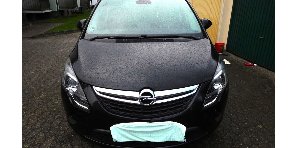 Opel Zafira Tourer 211.000 km 7.900 &euro; Uelzen 29525