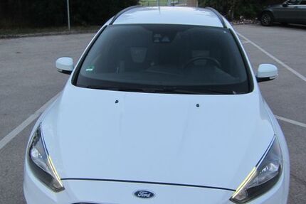 Ford Focus 78.000 km 14.200 &euro; Wolfratshausen 82515