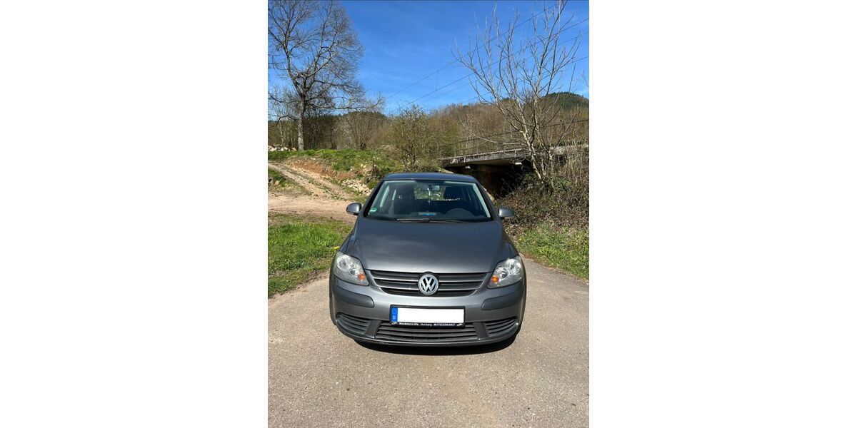 VW Golf Plus 146.000 km 2.299 &euro; Gutach 77793