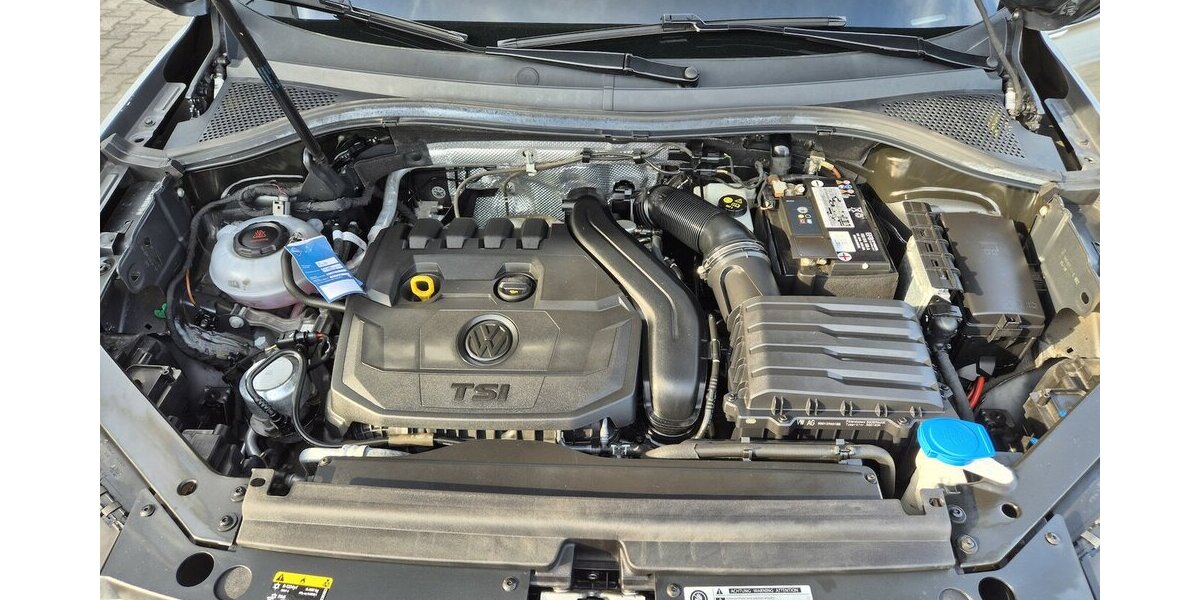 VW Tiguan Highline R-Line DSG, Navigation, LED-Schein 61.222 km 22.790 &euro; Rodgau 63110